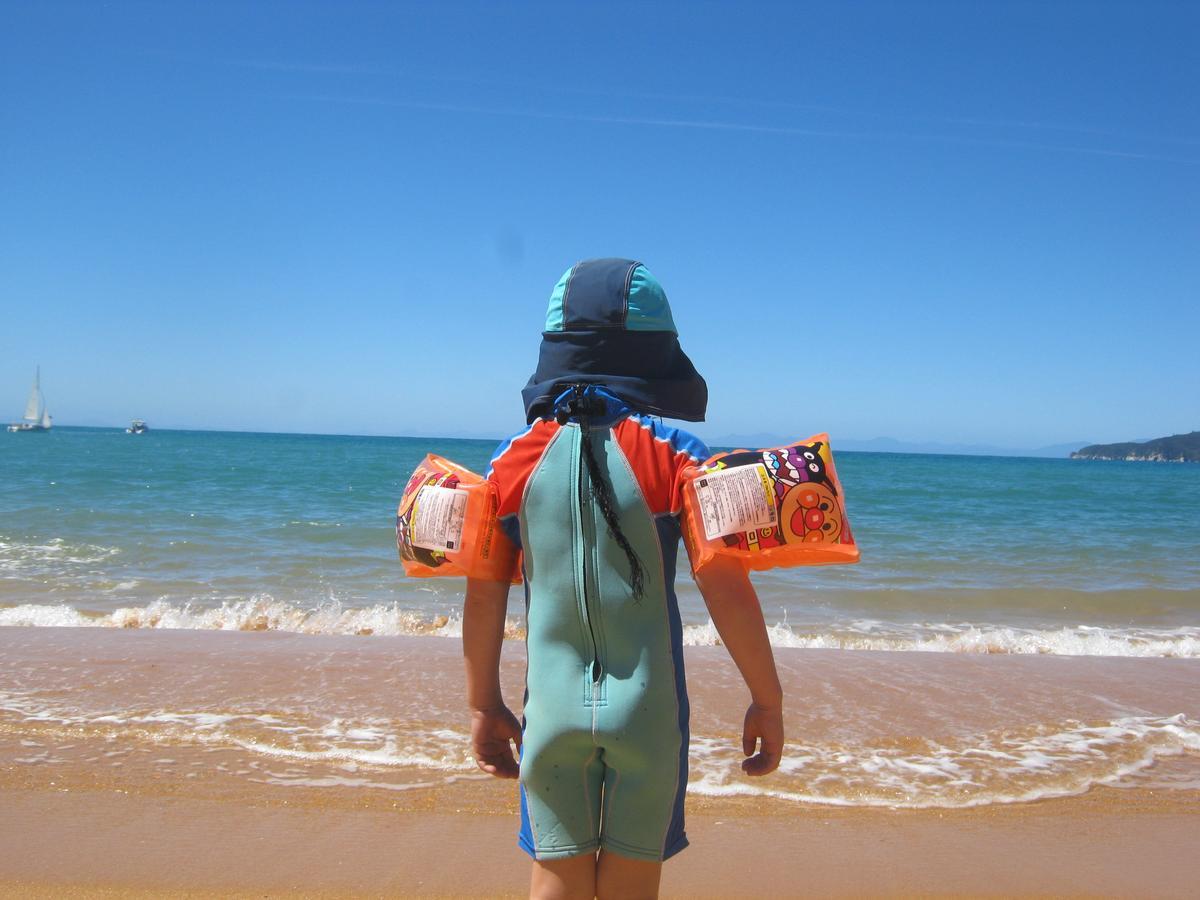 Annies Nirvana Lodge Backpackers Takaka Bagian luar foto