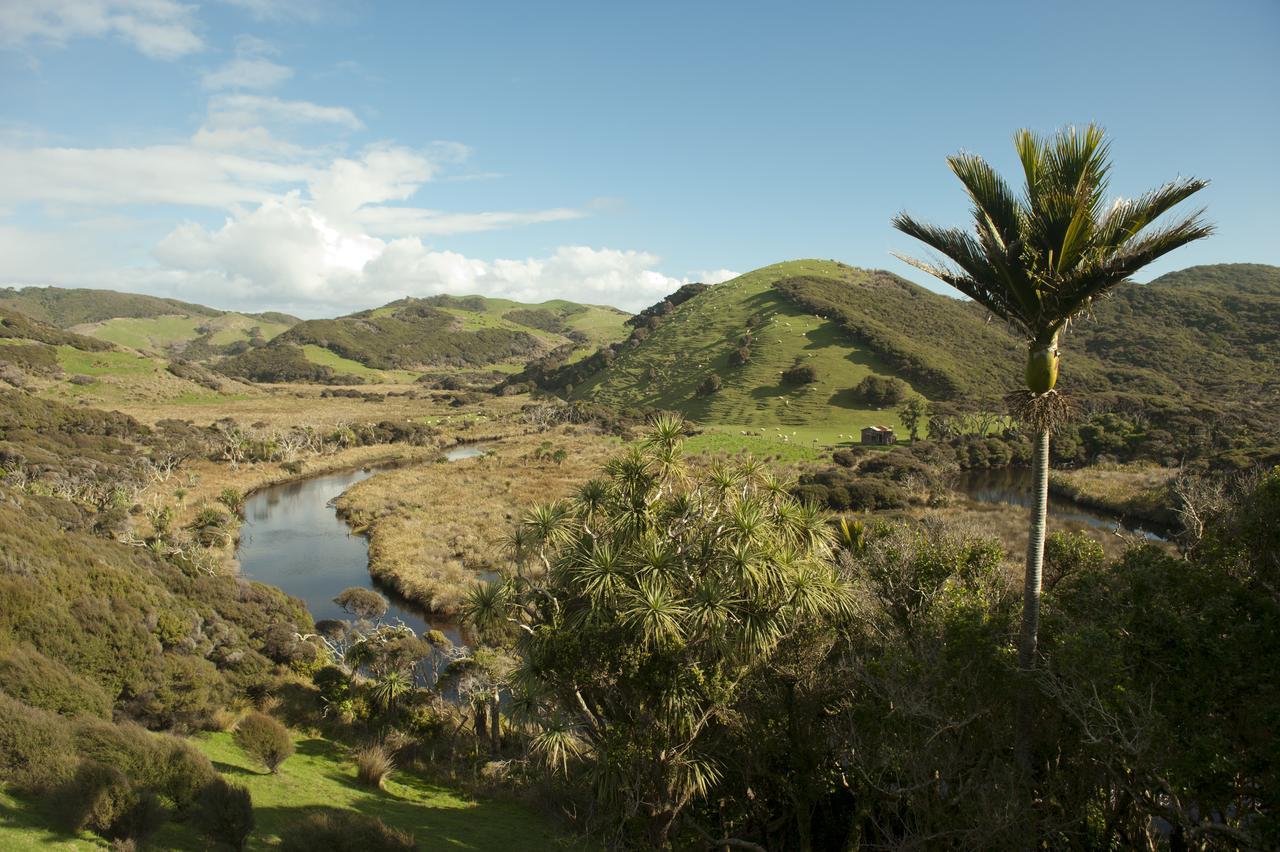 Annies Nirvana Lodge Backpackers Takaka Bagian luar foto